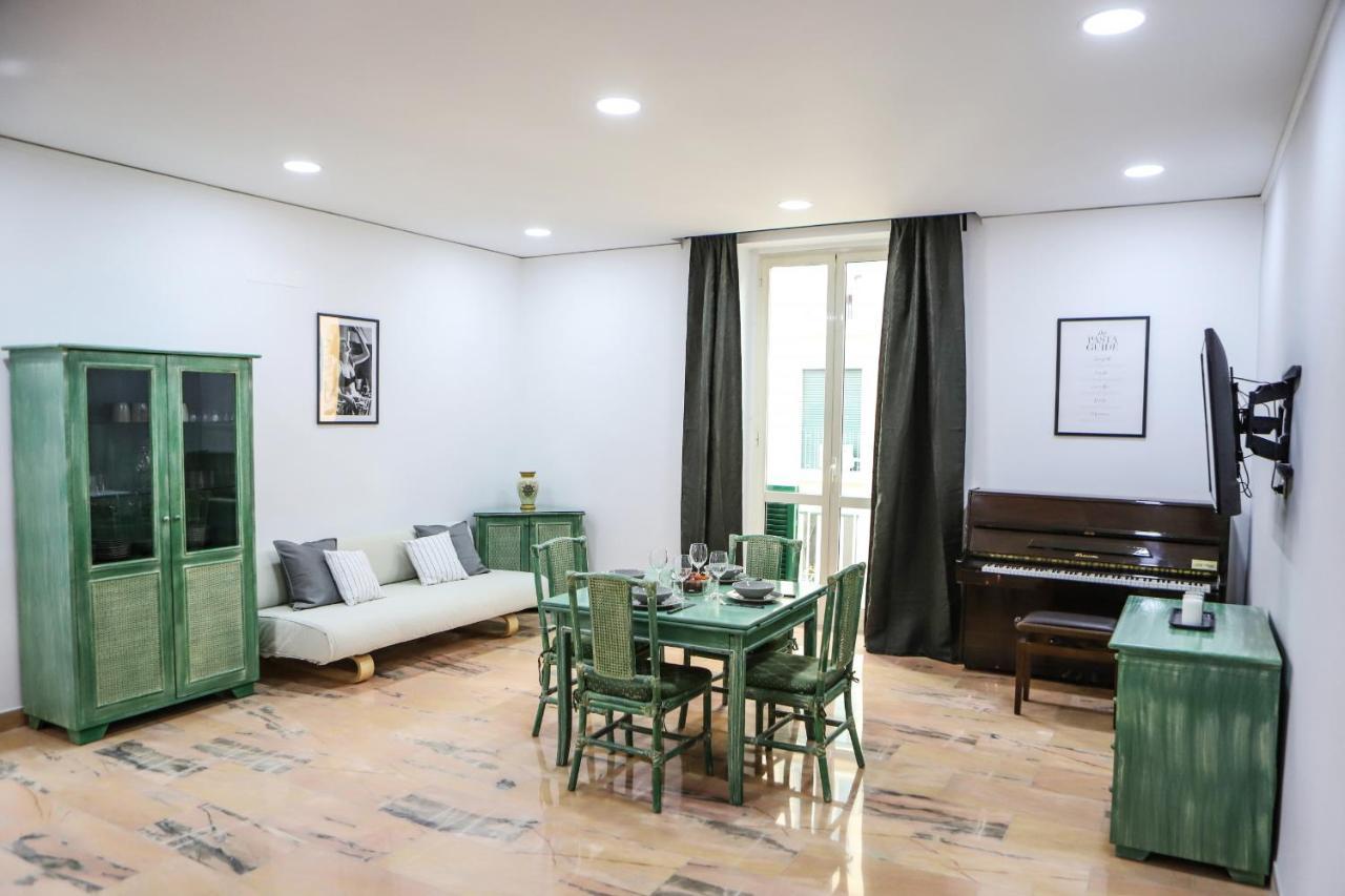 Modern Apartment At Piazza Del Gesu' By Wonderful Italy Naples Luaran gambar